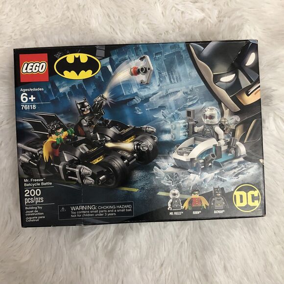 New LEGO 76118 Mr Freeze Batcycle Battle Batman Robin Building Toy Retired - Picture 1 of 5